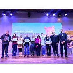 Membros do 2º Conselho Tutelar de Campo Largo são empossados